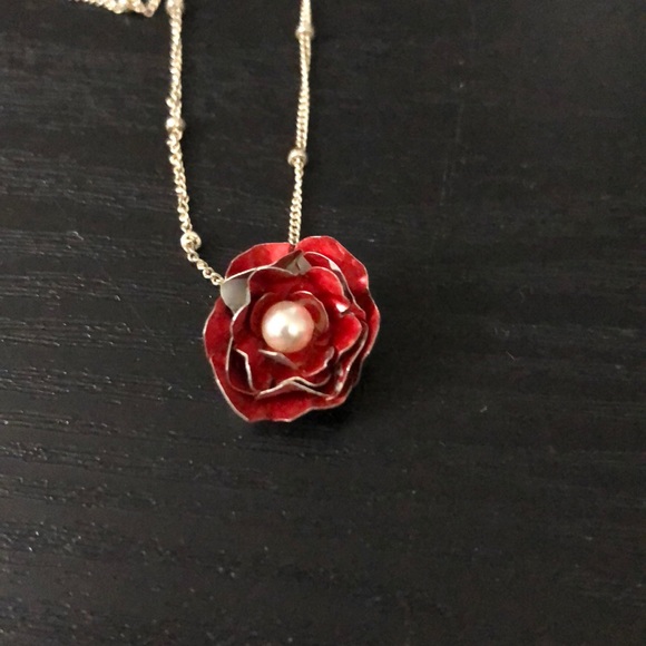 Red Flower Necklace - Picture 2 of 3